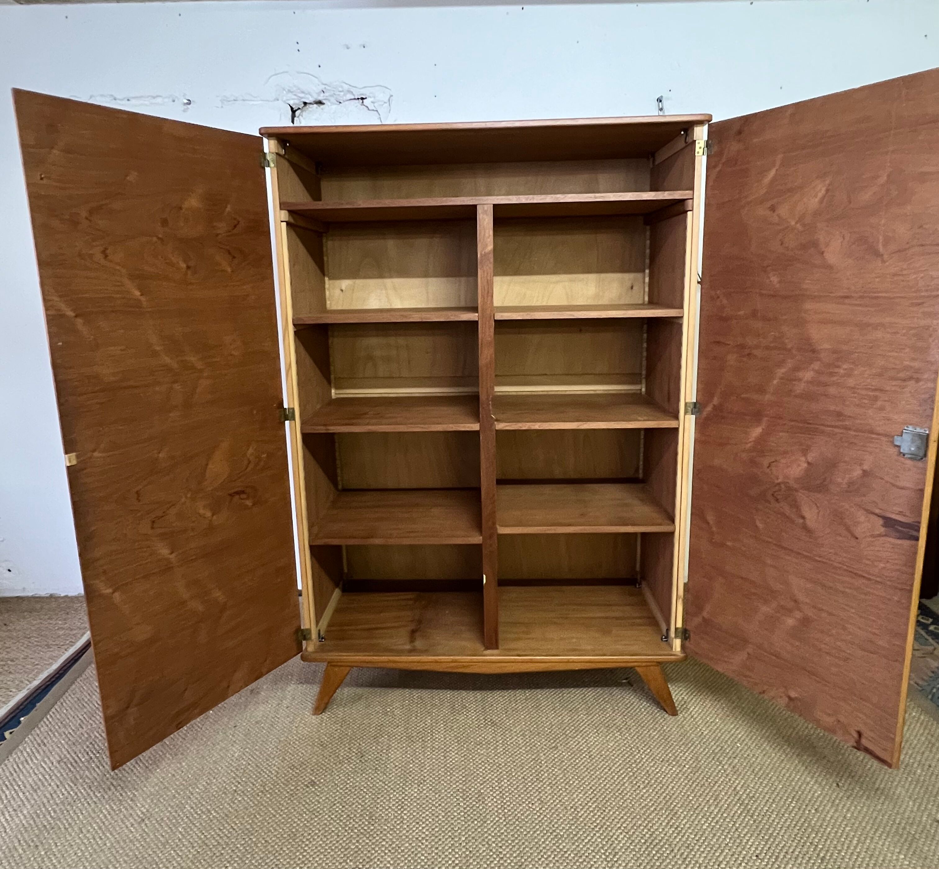 Armoire style scandinave