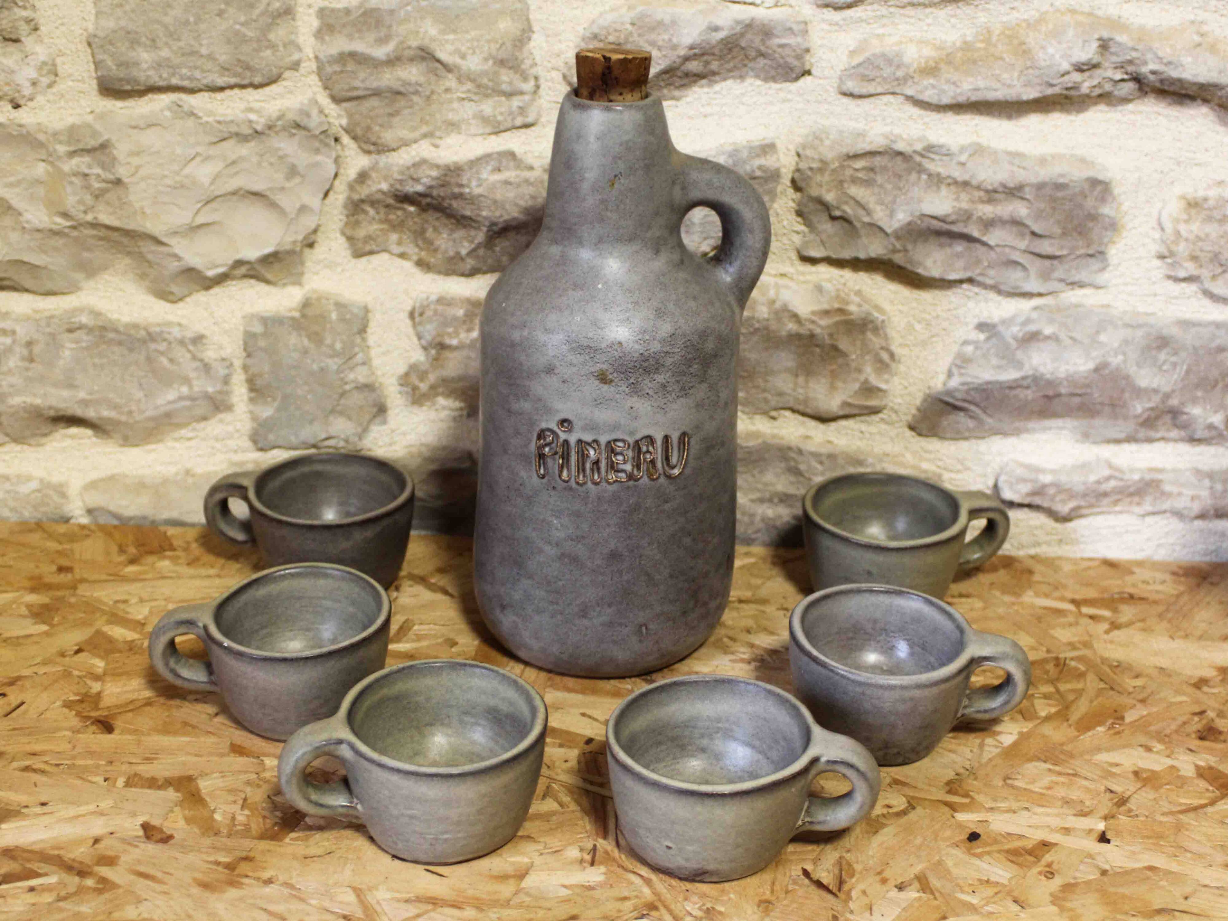 Idlas ceramic pineau service