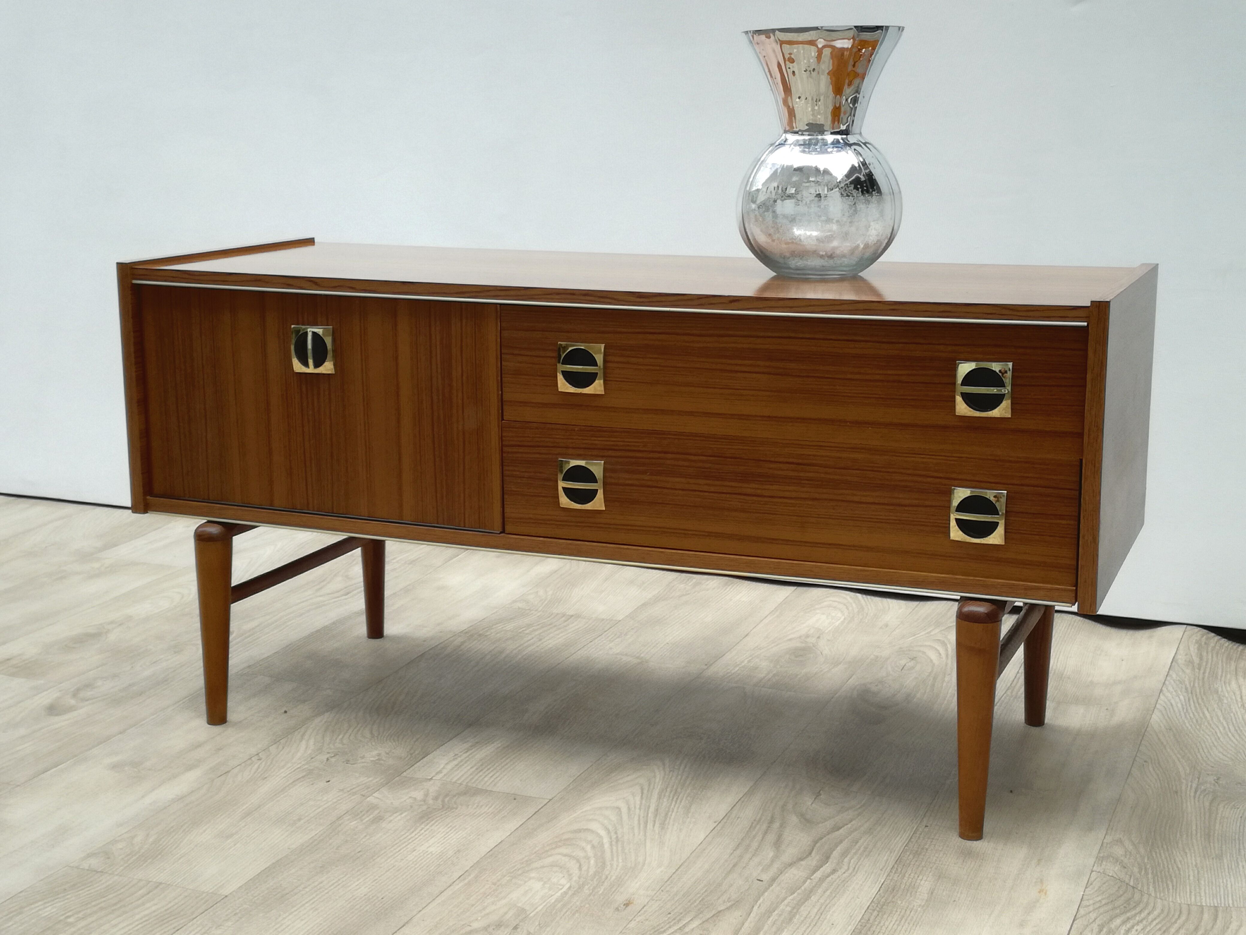 Sideboard style vintage 60s