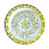 Two-tone cut glass bottle undersette