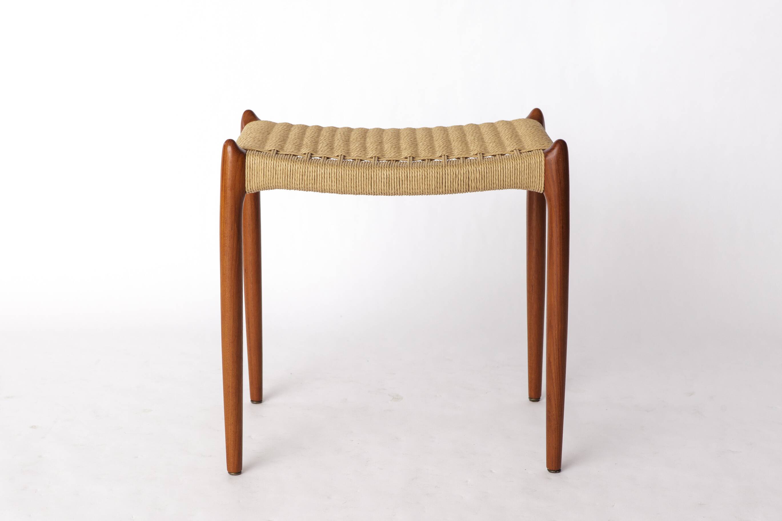 Rare ottoman Niels Otto Møller modèle 78a – Teck et corde danoises, années 1960