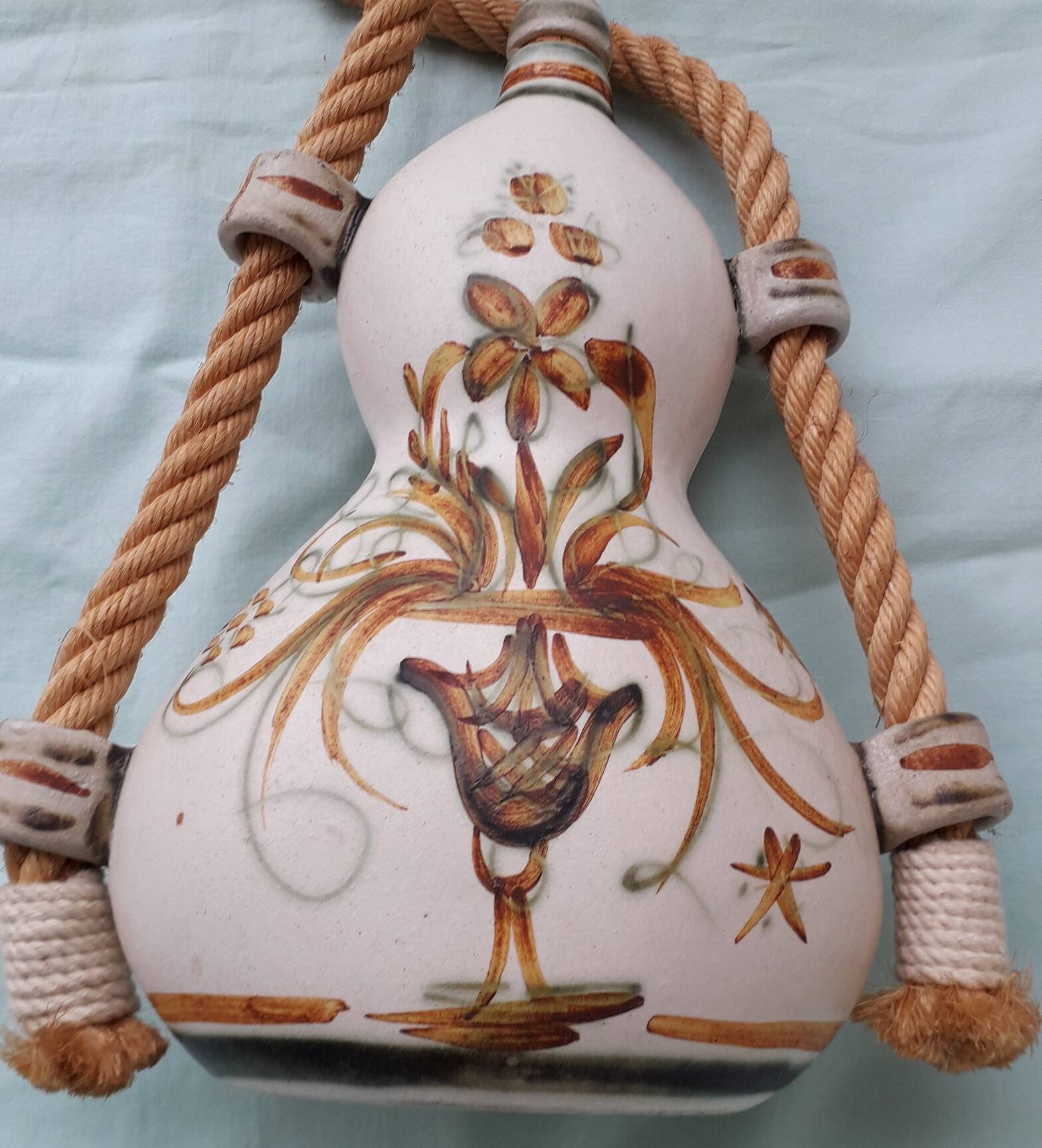 Quimper Kéraluc faience flask
