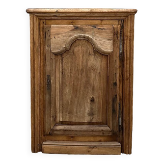 Oak corner cupboard, late 18th century