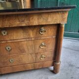 Commode 4 tiroirs style Empire en noyer blond, XIXème siècle