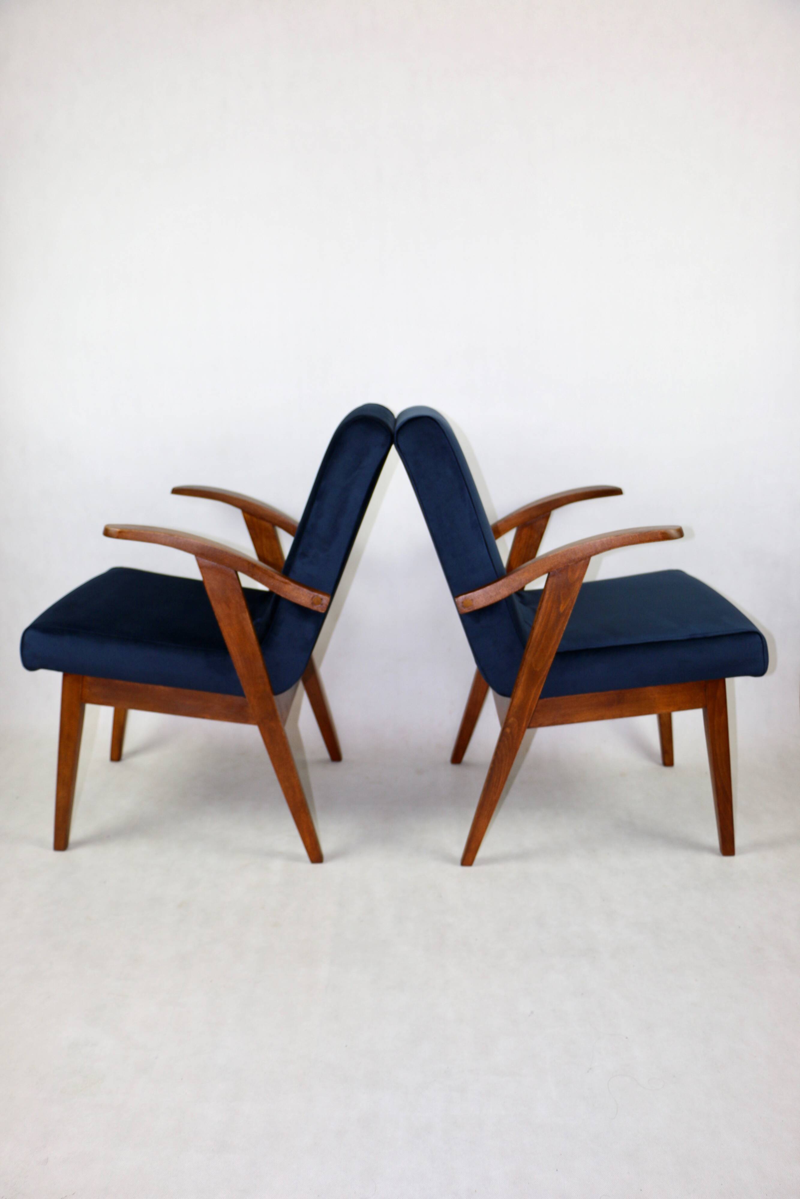 Vintage armchair 300-123, design by M. Puchała navy blue - set of 2 pieces