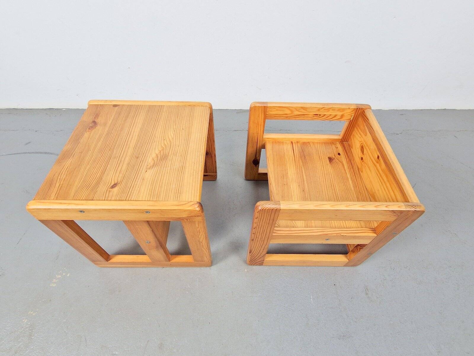 Fauteuils de table pour enfants en pin attribuées à Marcel Gascoin, France, années 1970, ensemble de 2.
