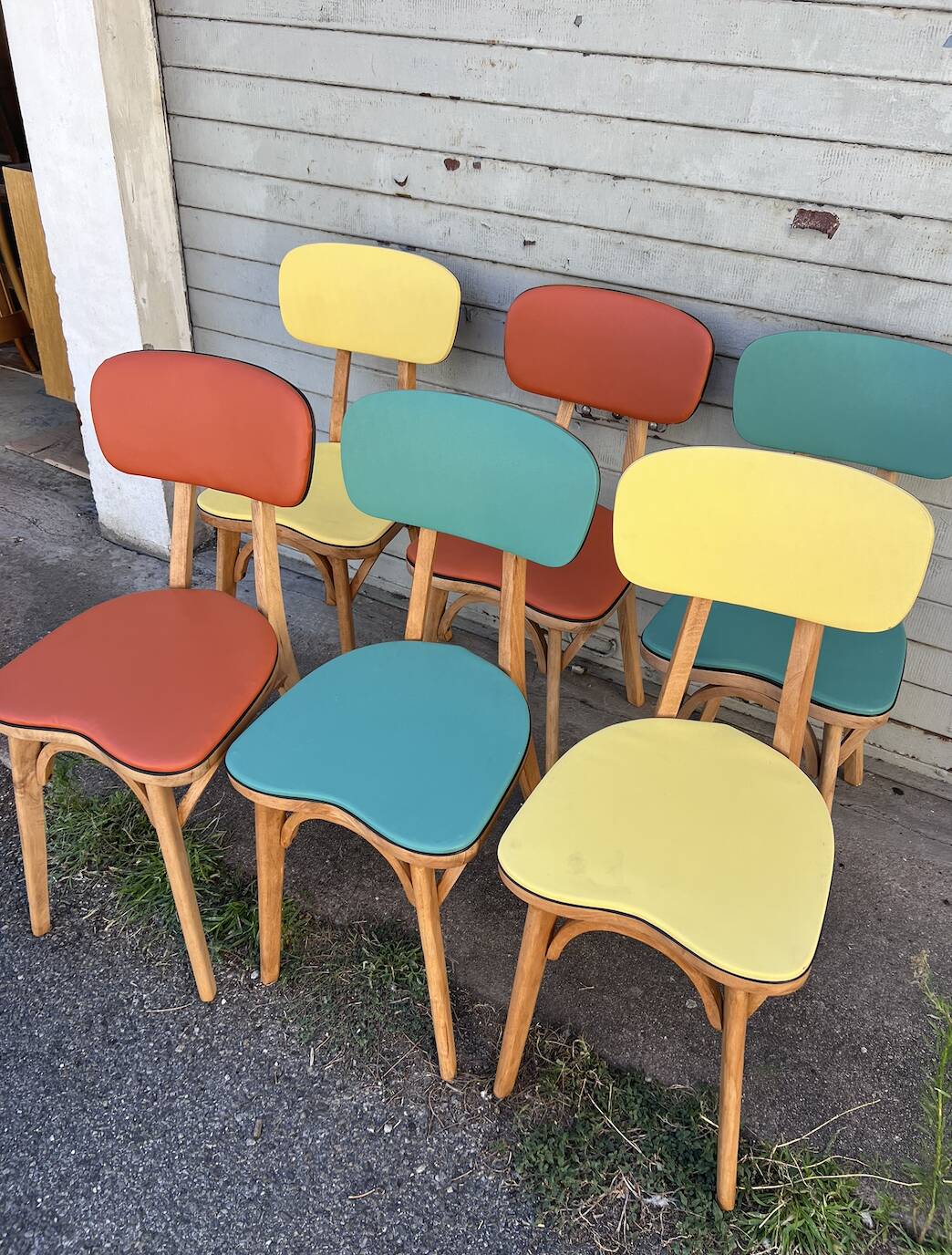 (Lot) 6 Multicoloured Compass Leg Chairs