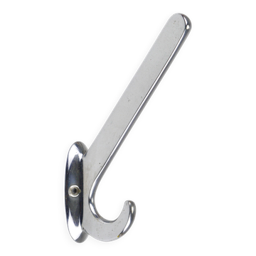 Up to 5 large Art Deco Bauhaus wall hooks in nickel and brass, Vienna, 1930s.