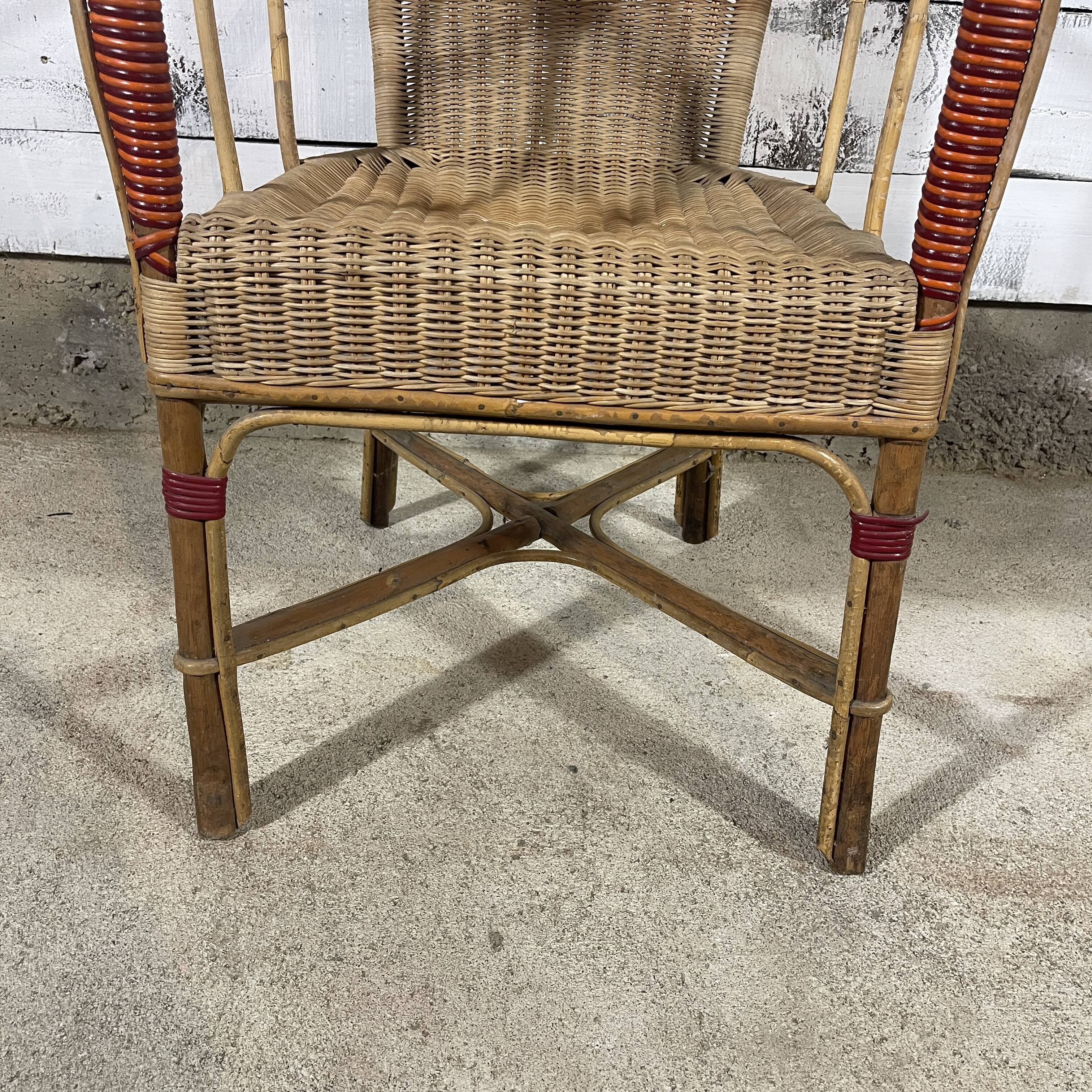 Rattan armchair and scoubidou decor