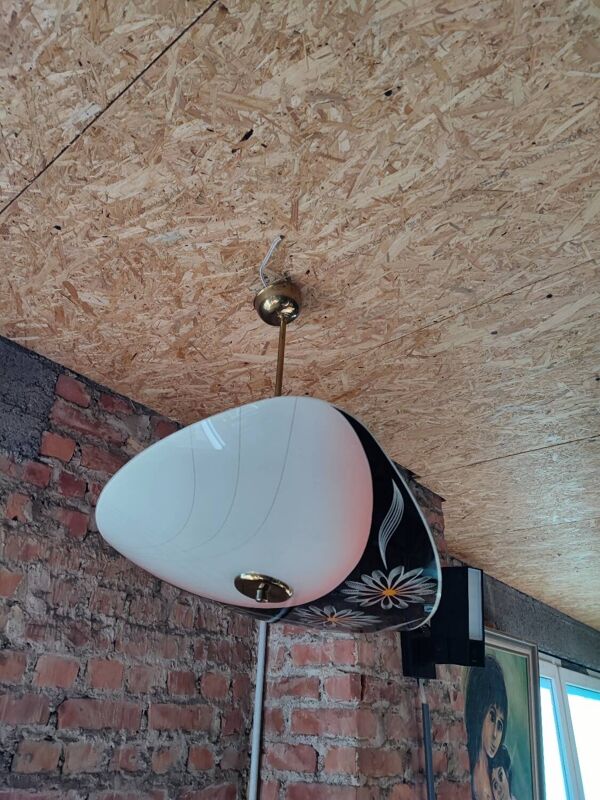 Suspension en verre peint