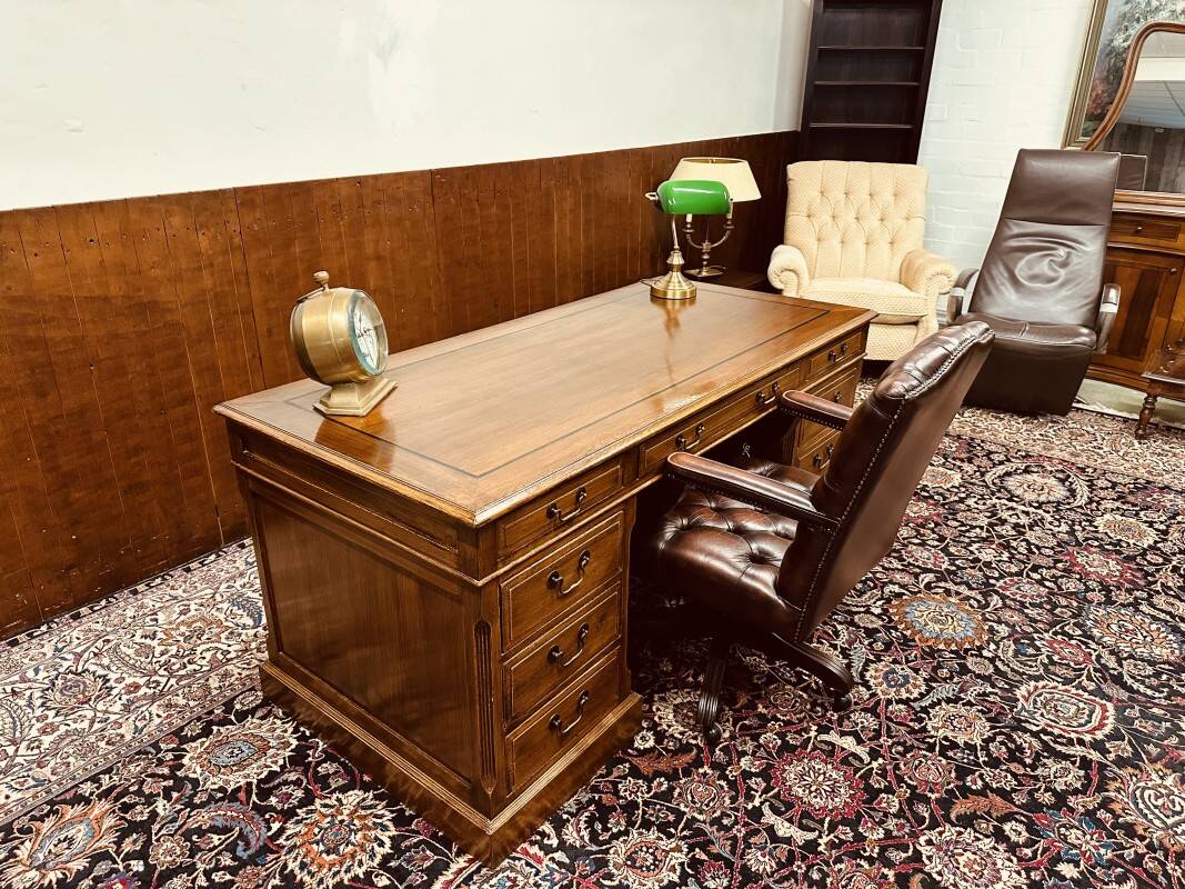 Classic English Eichholtz Desk