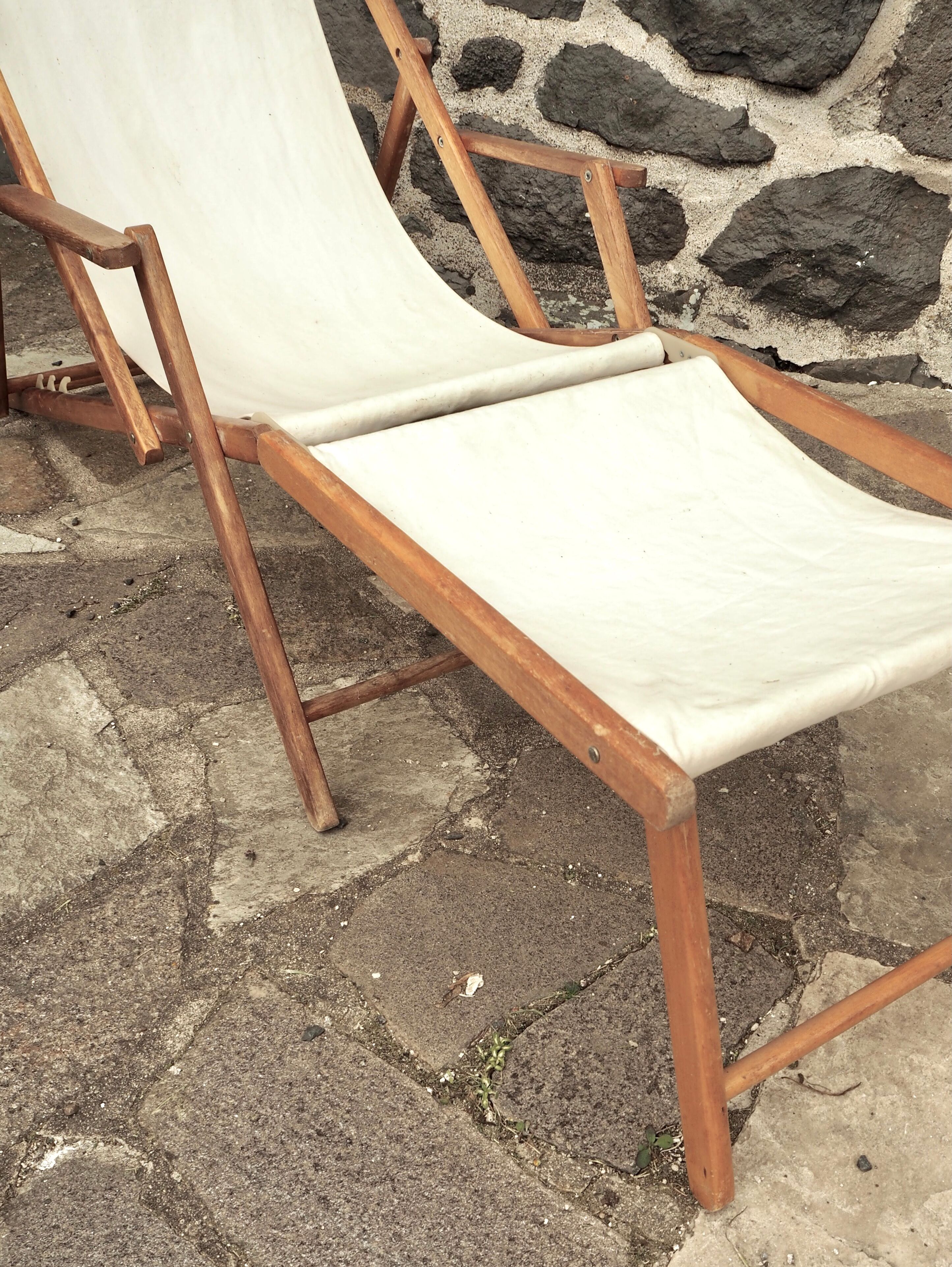 Deckchair with extension chaise longue, in wood and fabric