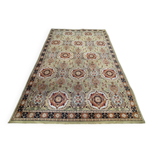 tapis de style oriental
