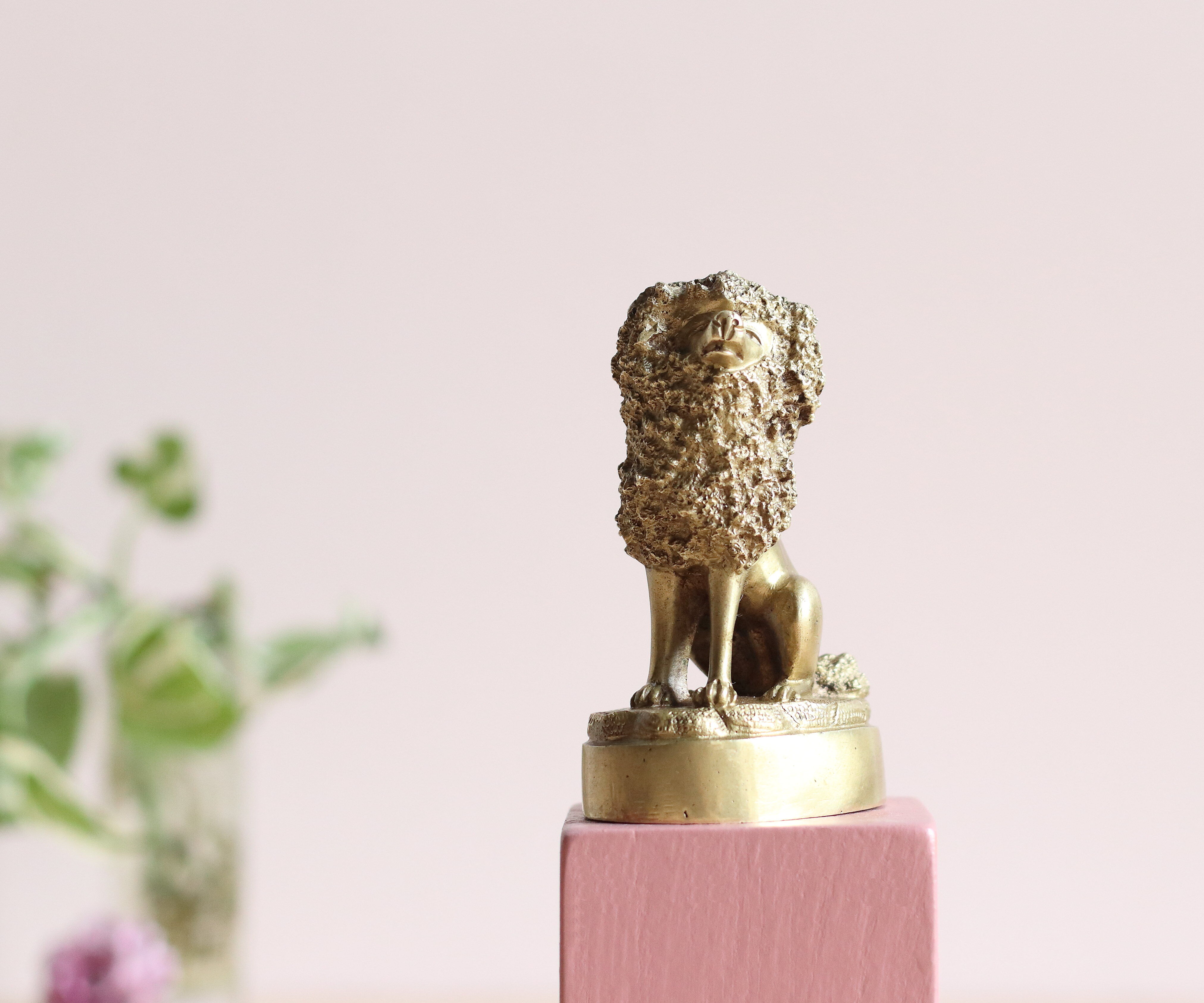 Royal poodle in gilded bronze, nineteenth century