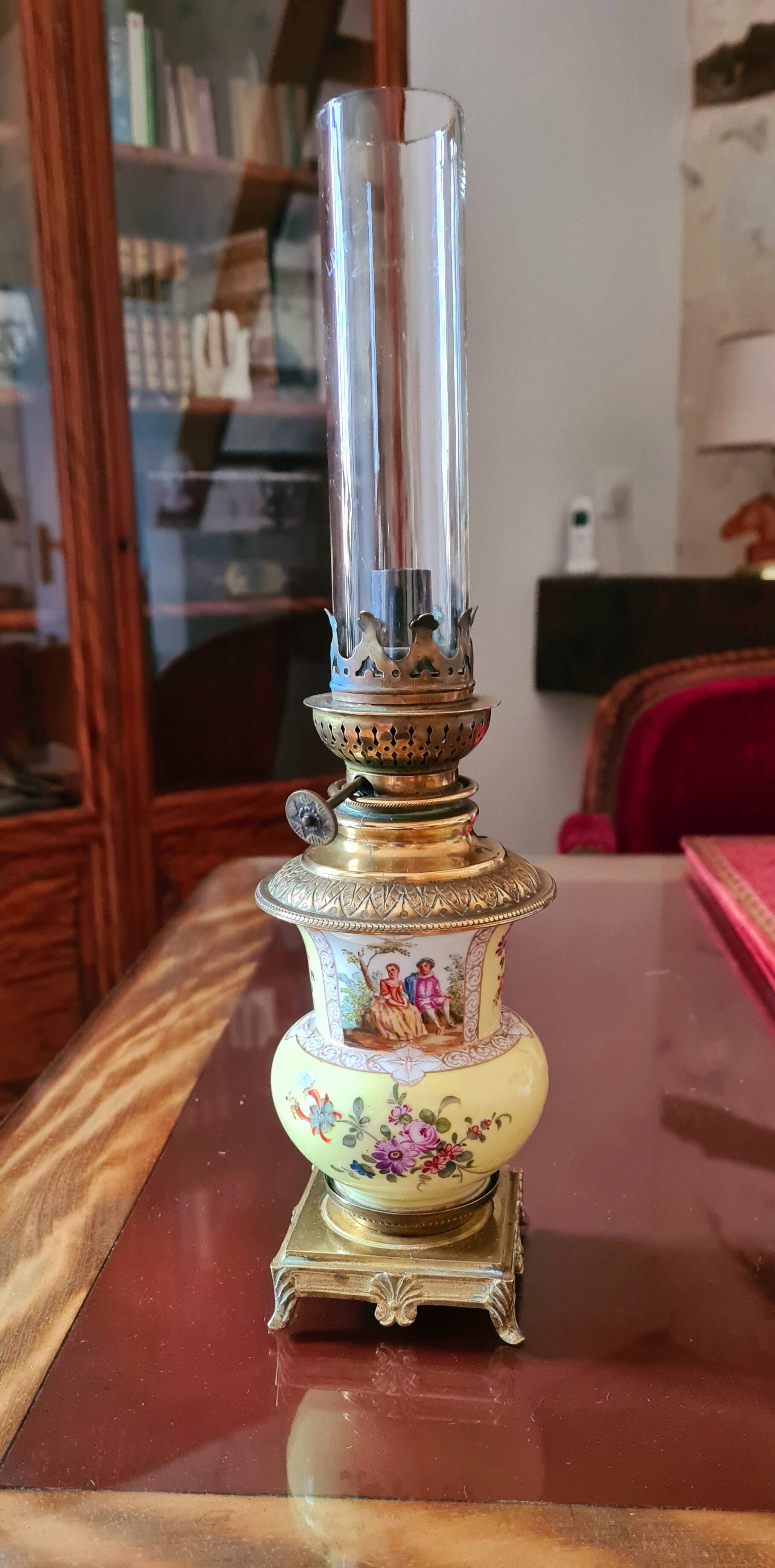 Porcelain and copper oil lamp