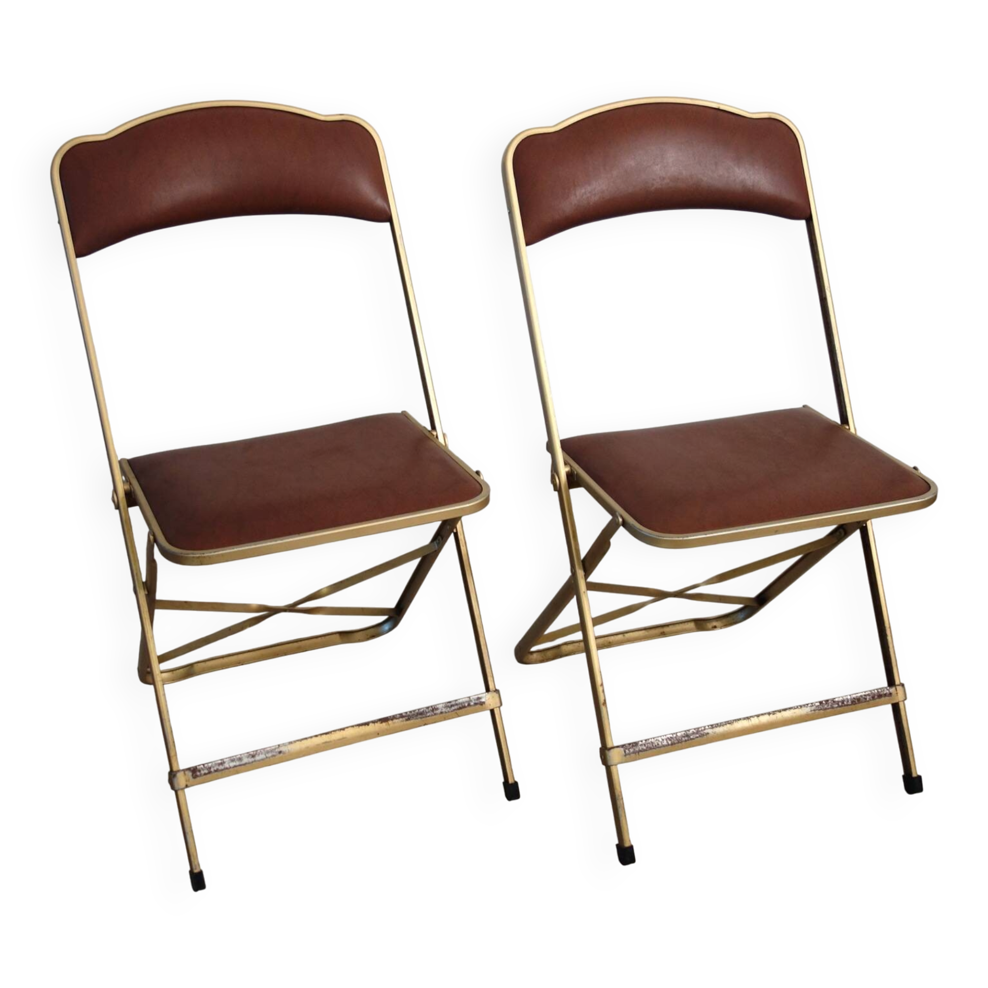 2 golden metal chairs with faux leather in the 60s/70s Opera style.