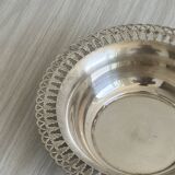 Plat ancien, panière ancienne