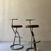 Bar stools in tubular chrome and tan leather, 1970s