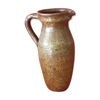 Puisaye sandstone pitcher