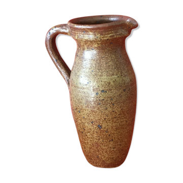 Puisaye sandstone pitcher
