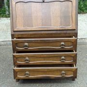 Secretary desk with a drop-down front in solid wood, Louis XV style.