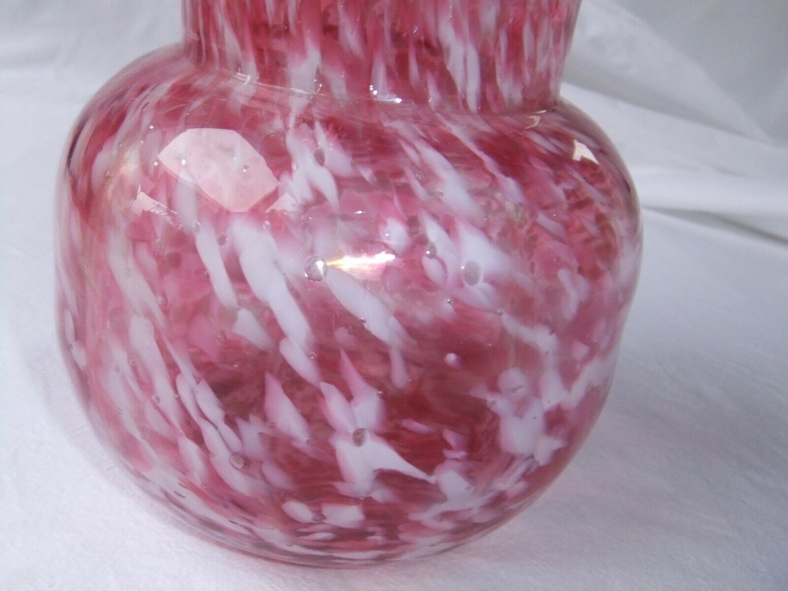 Vase ball old Clichy collection blown glass speckled white pink
