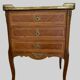 Commode d'entre deux de style Louis XV / XX siècle