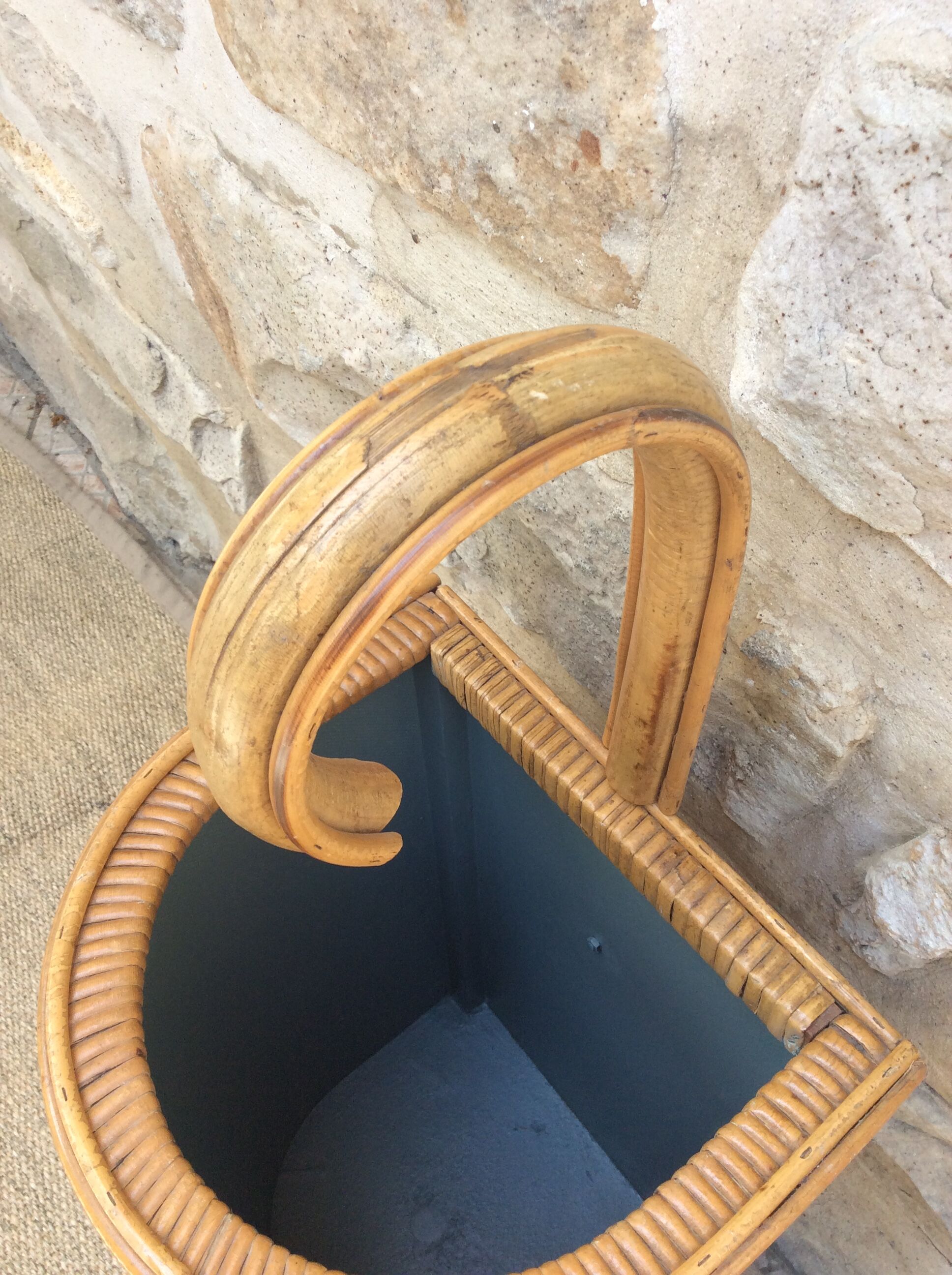 Rattan umbrella holder