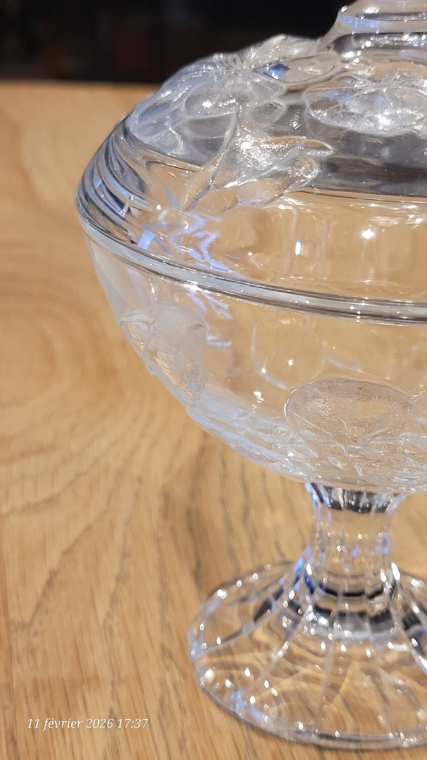 Pressed glass bonbonnière