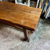 Table à manger et 2 bancs en bois foncé Aranjou années 70/80 ☐ 200 x 89 cm