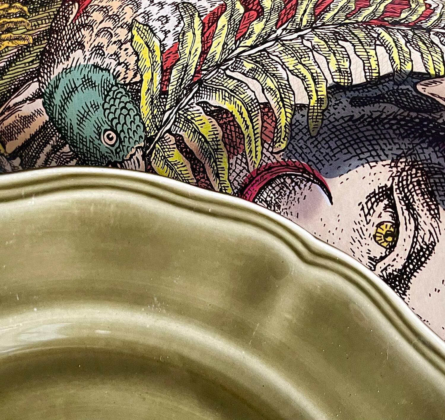 5 Lunéville Moss Green dessert plates.
