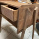 Deux tables de chevet