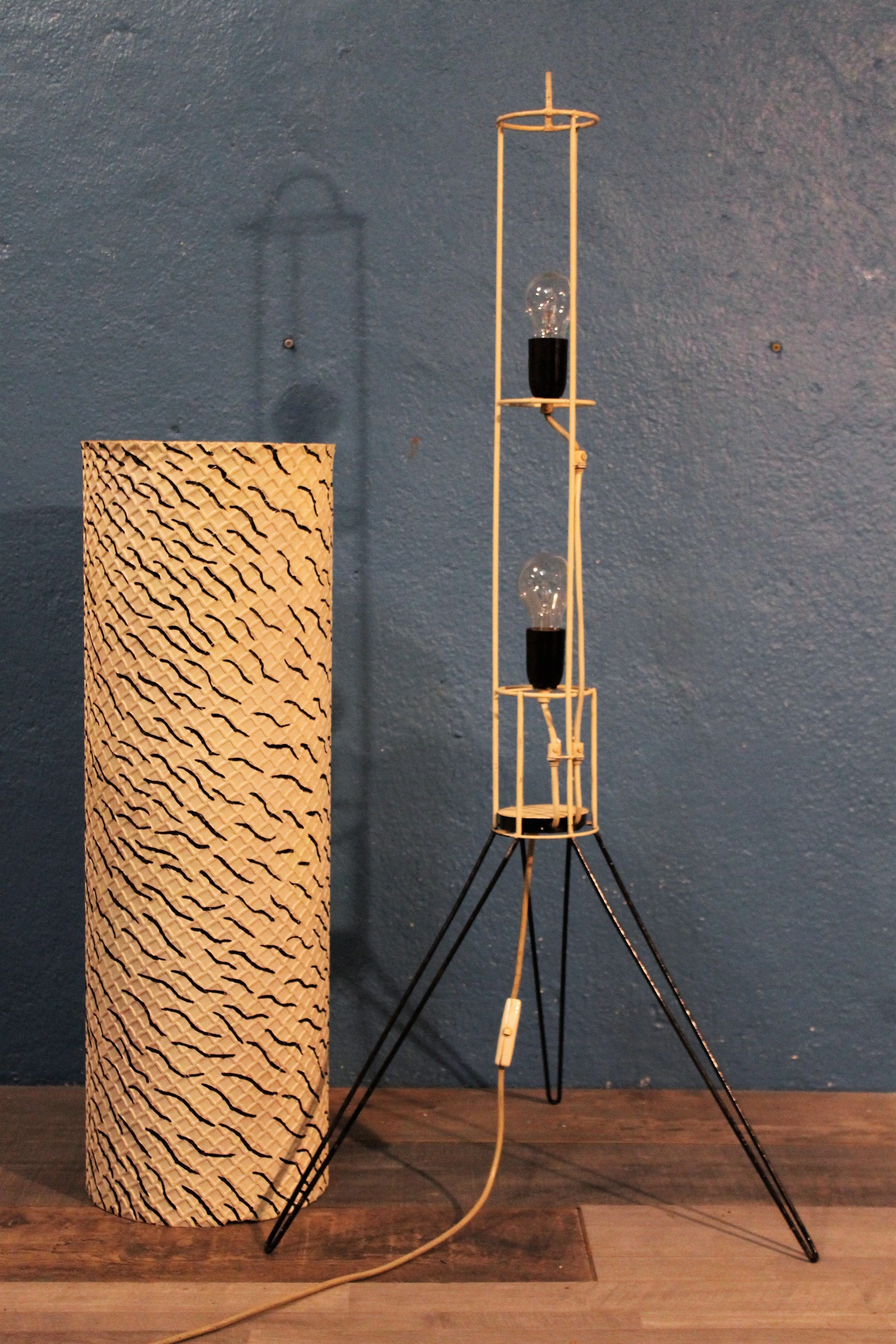 Lampadaire "Tube" tripode 1960s