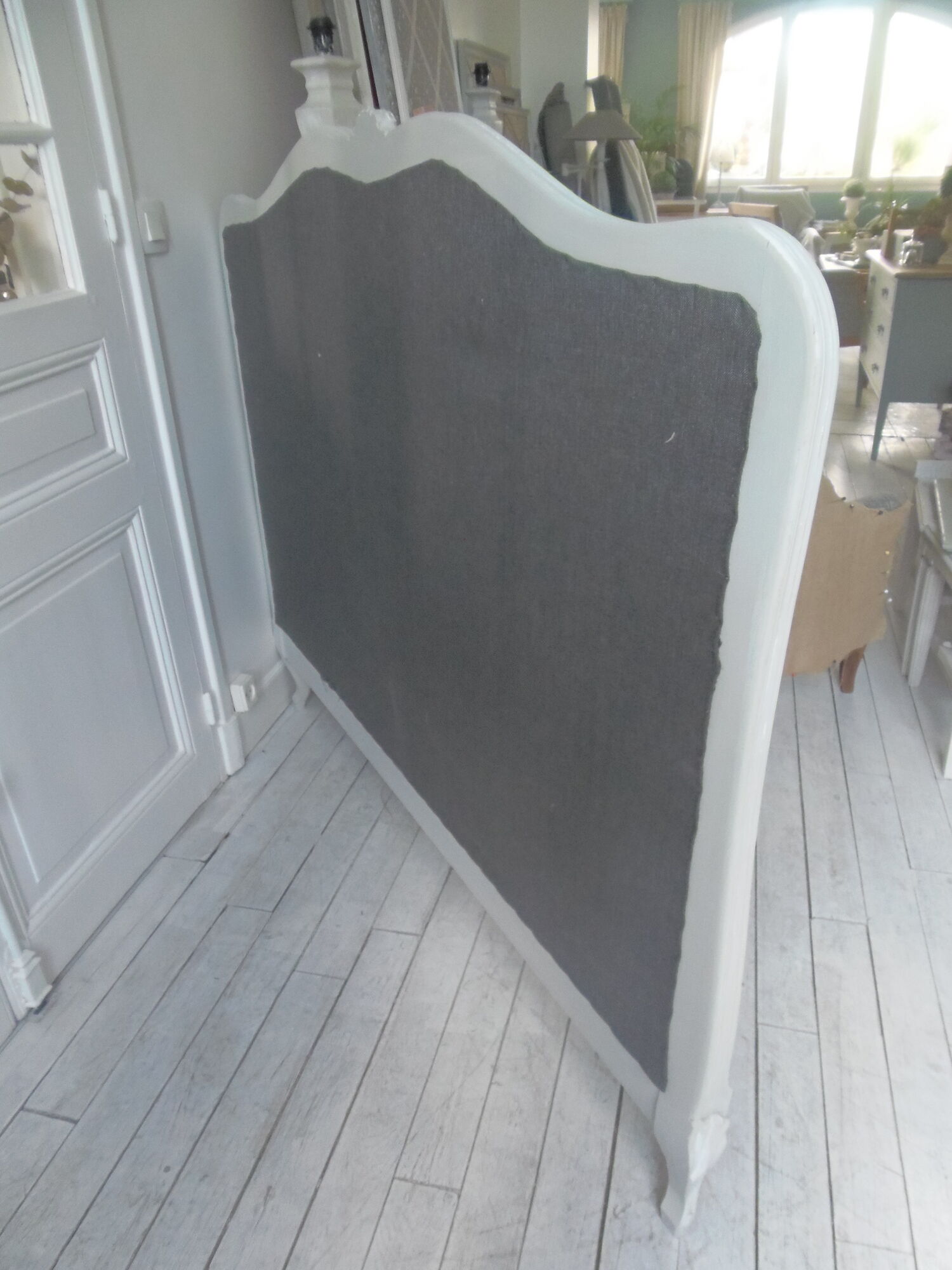 Headboard style Louis XV