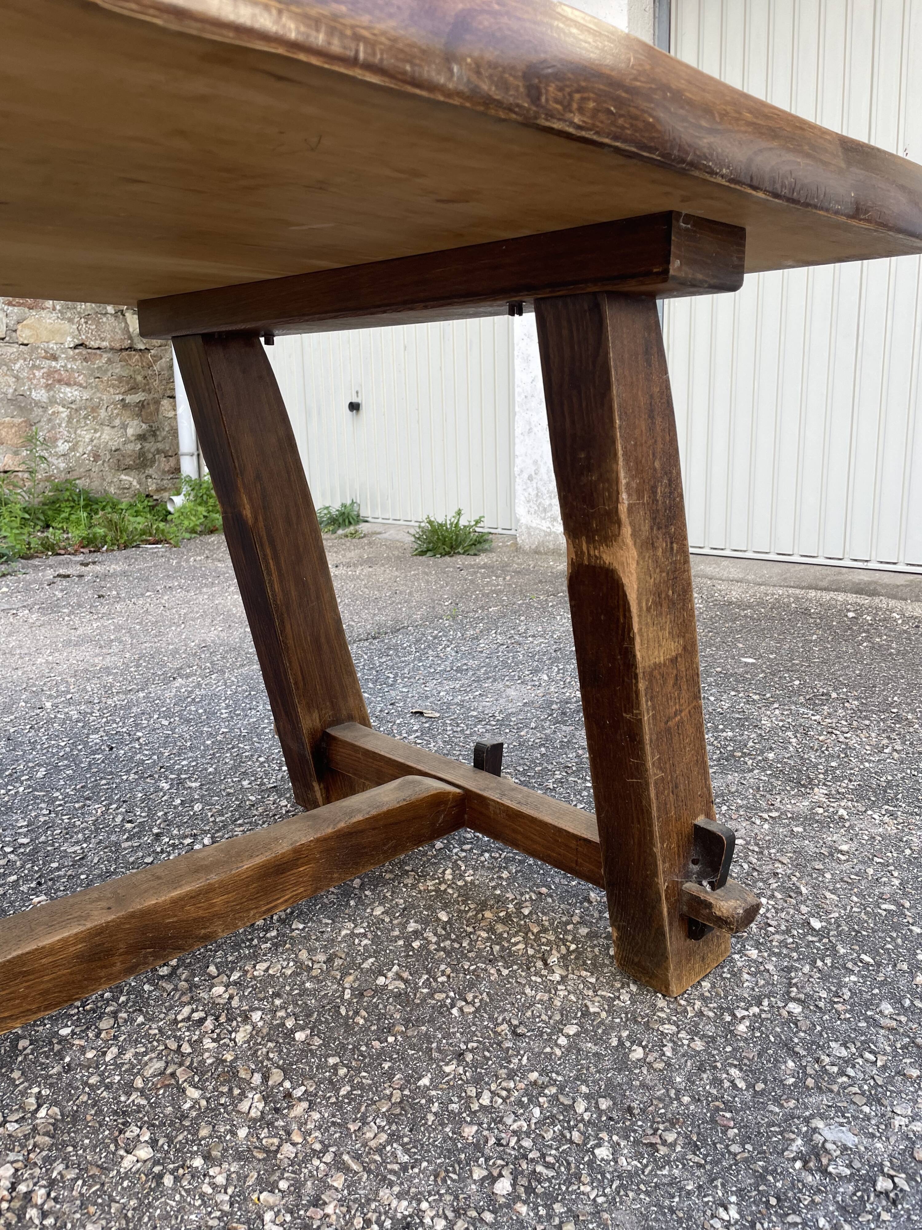 Rustic table from the 70/80