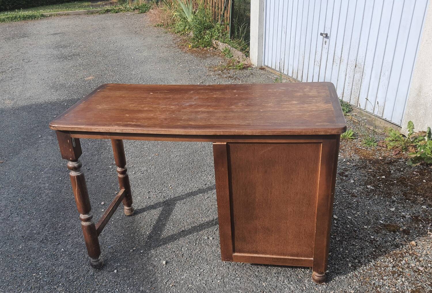 Small wooden desk
