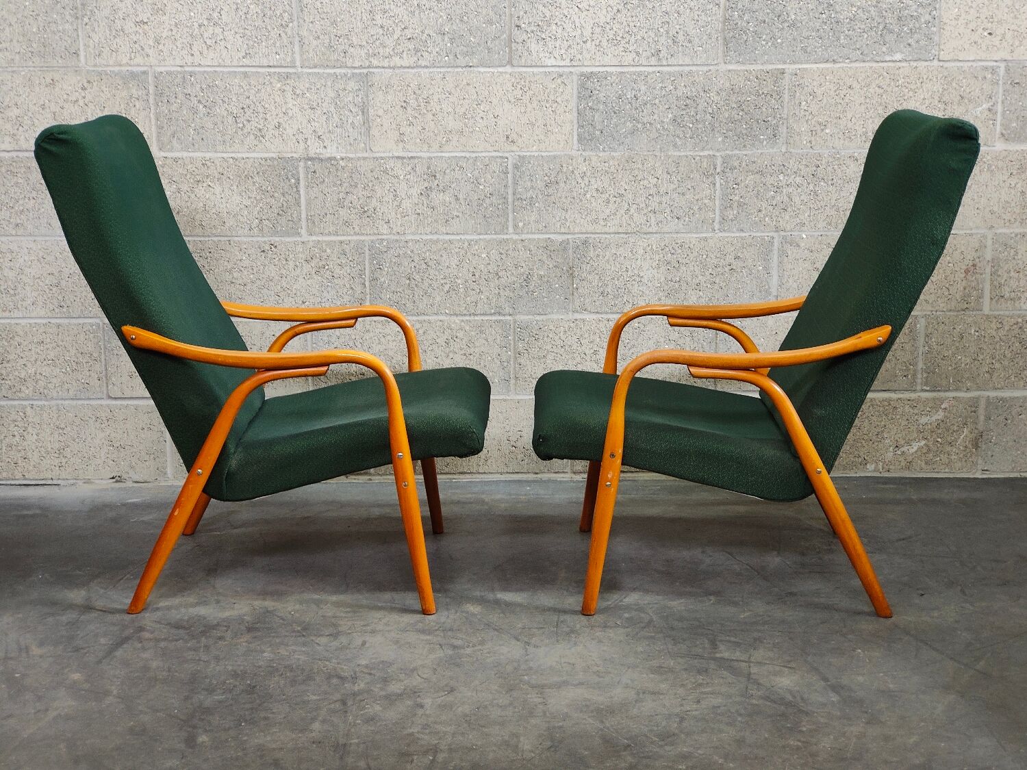 Pair of green armchairs by Antonin Suman for Ton Bystrice (Thonet) year 1960