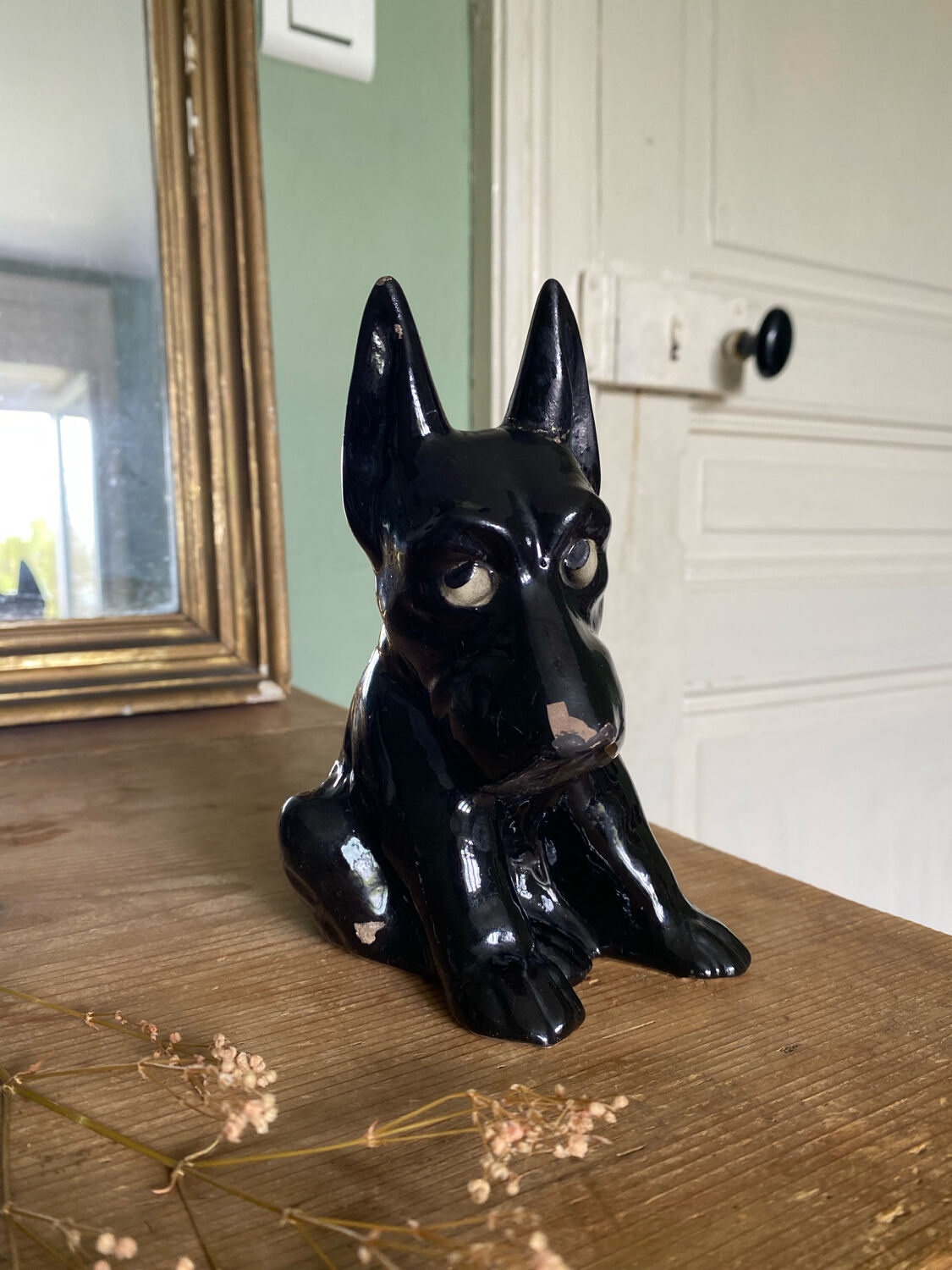 Chien art deco en céramique émaillée de Saint Clément