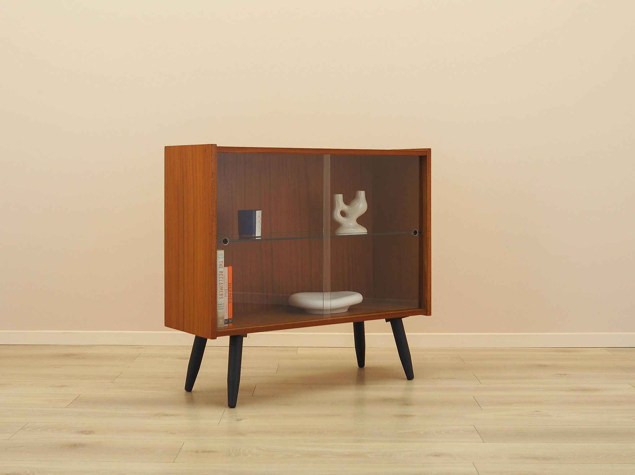 Mahogany display cabinet with glass front, Denmark, 1970s