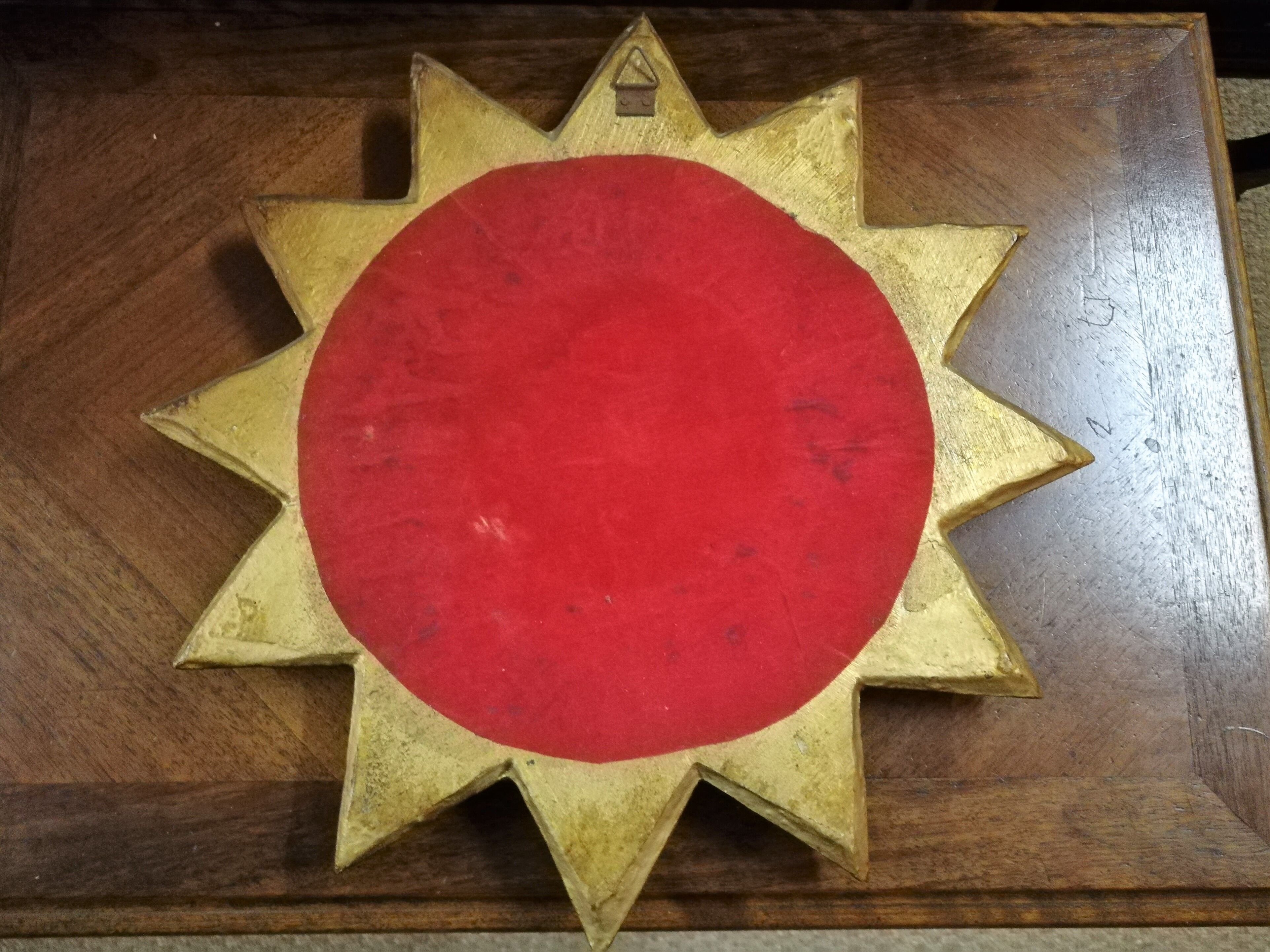 Sunny gilded wooden mirror 35x35cm