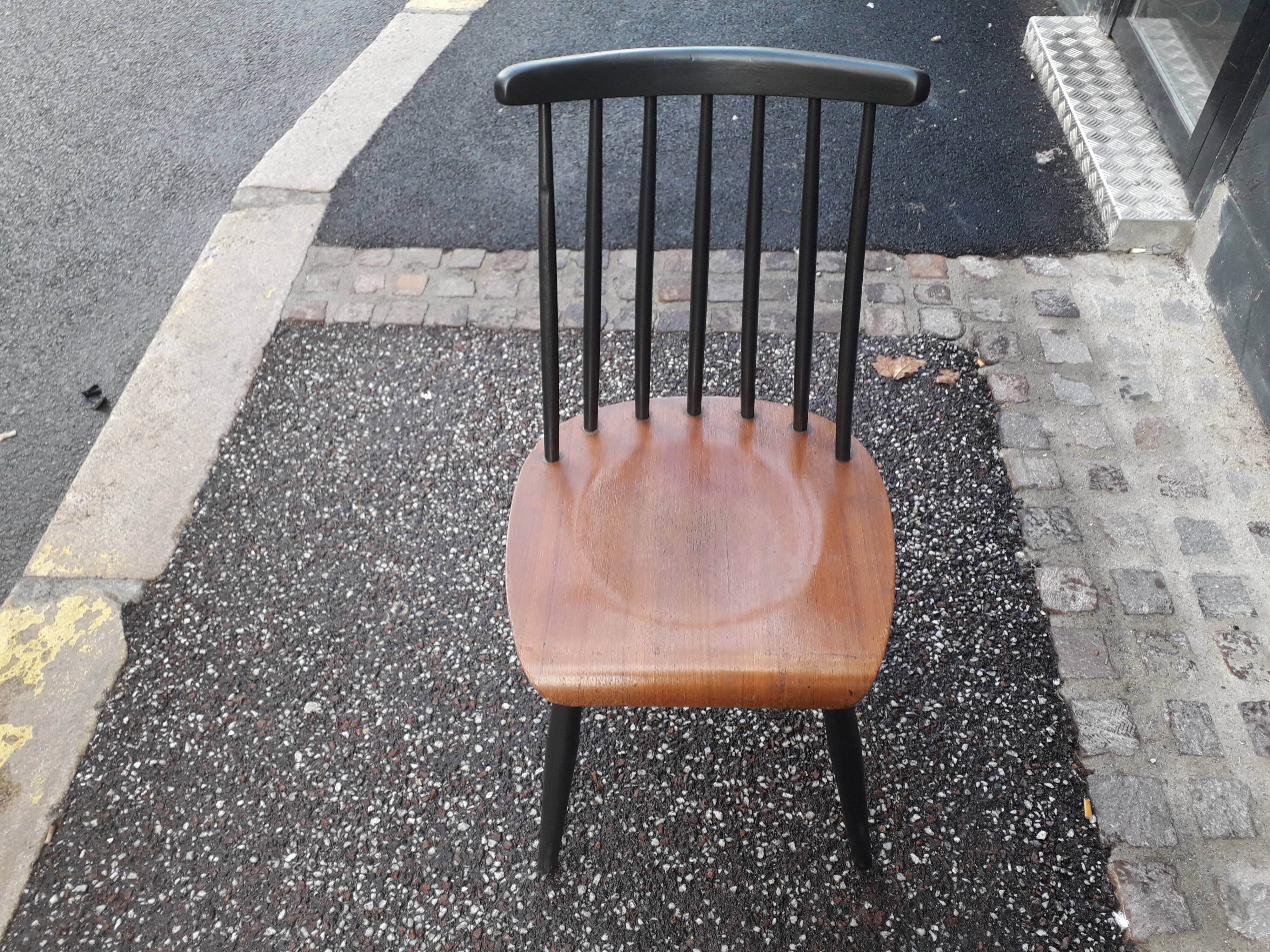 Chaise scandinave fanett par Ilmari Tapiovaara