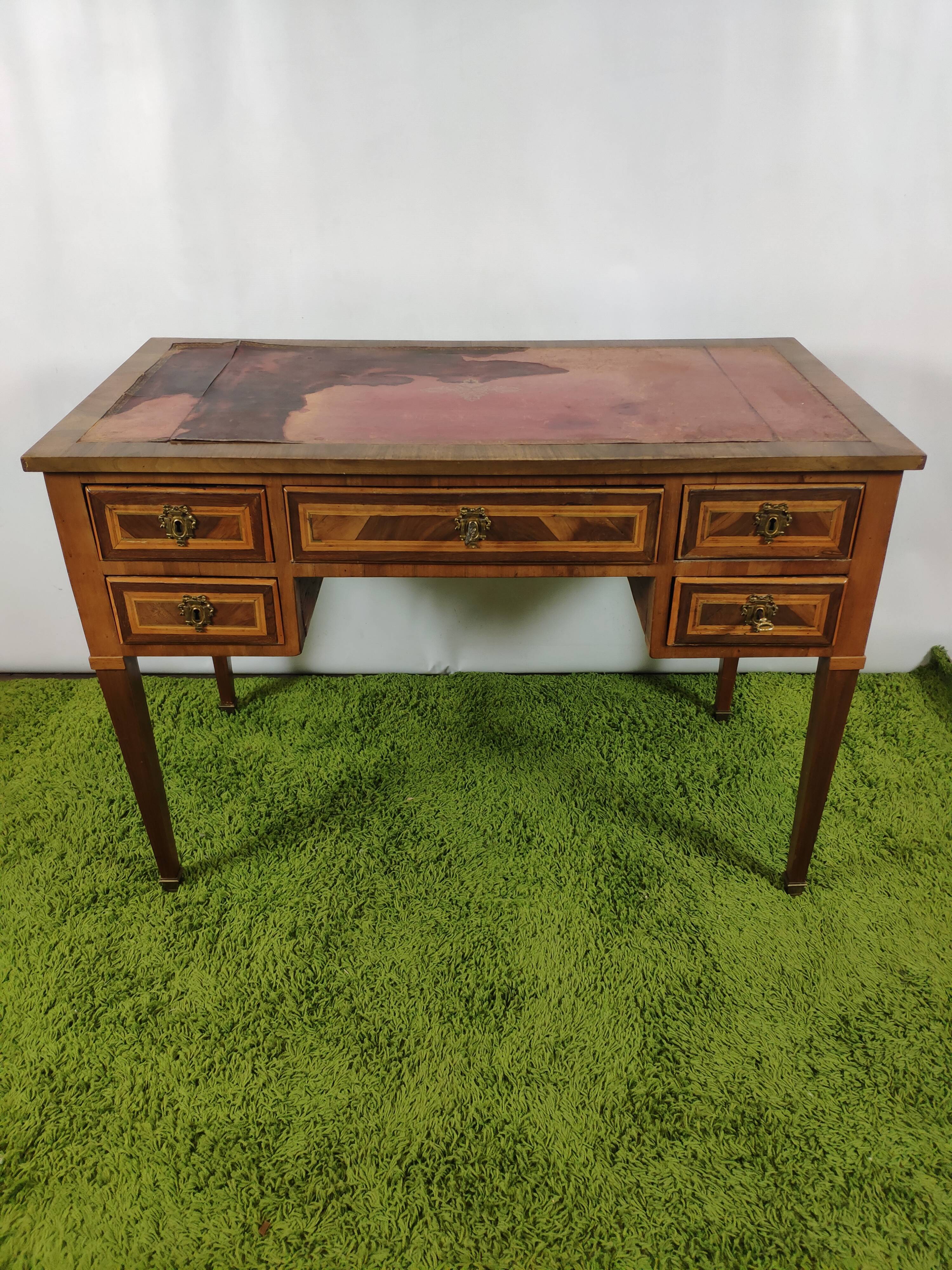Louis XVI office desk