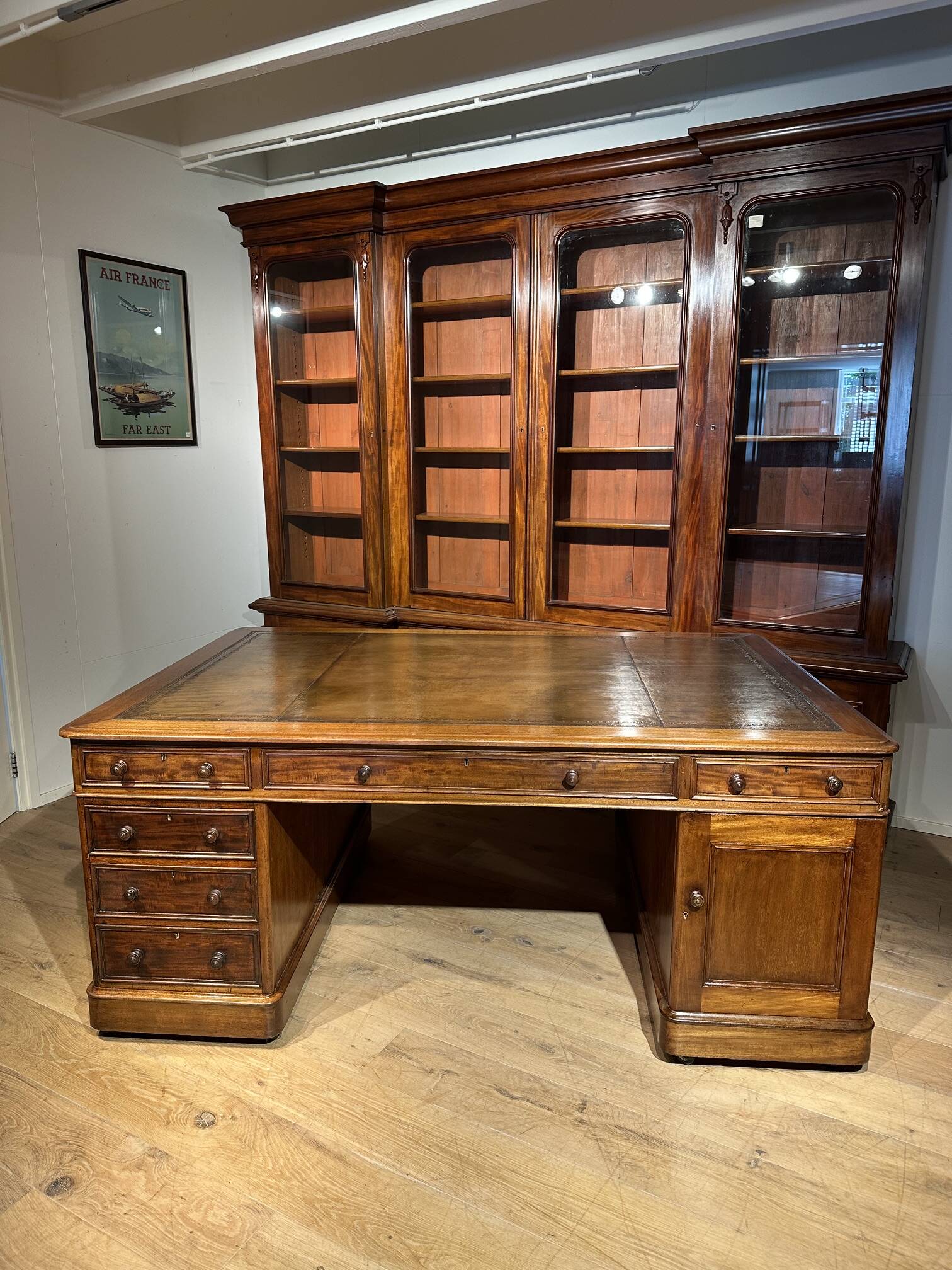 Large antique desk/partners desk