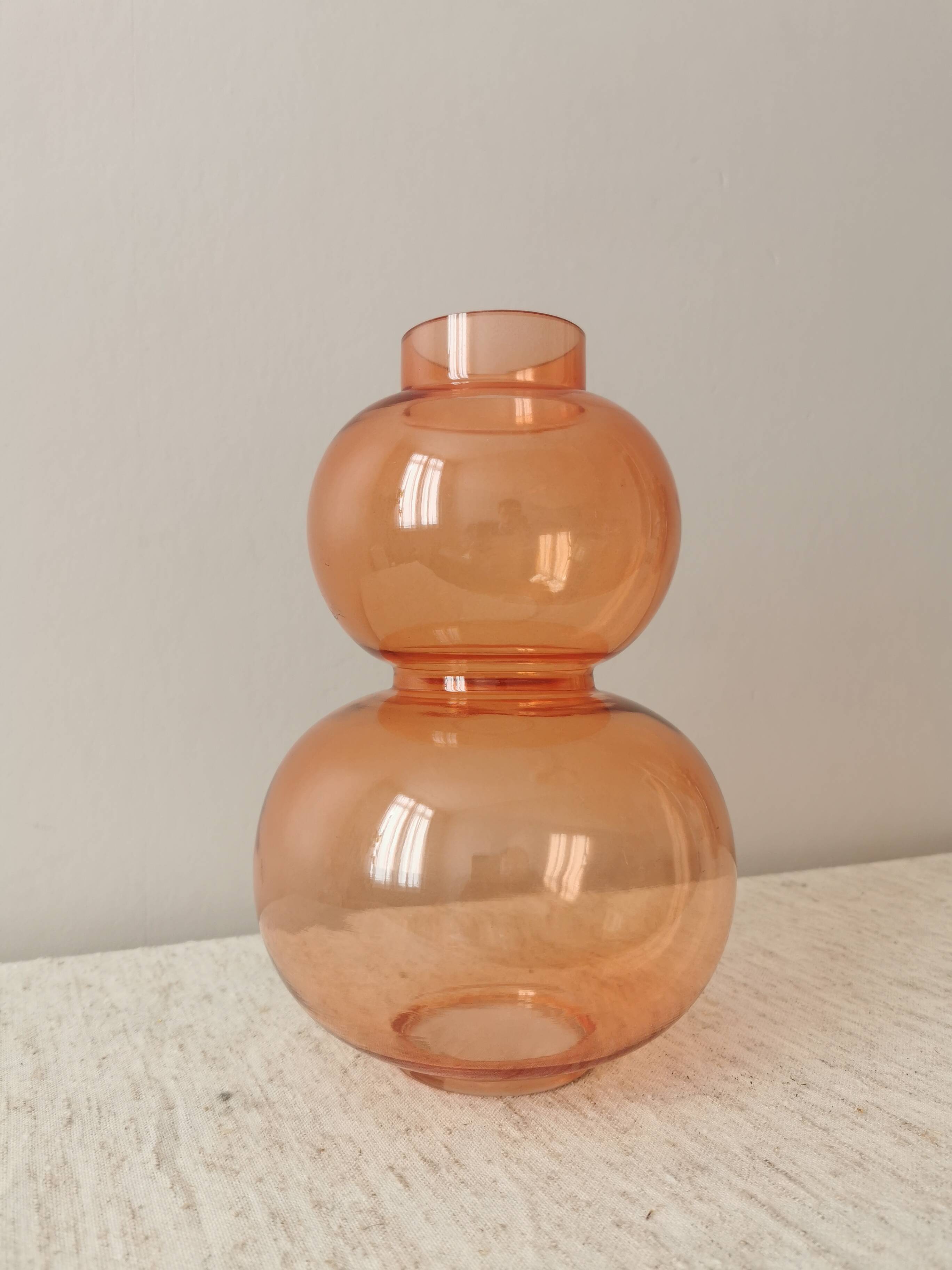 Second hand vase