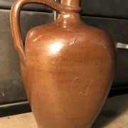 Pichet en grès vernissé marquage CH