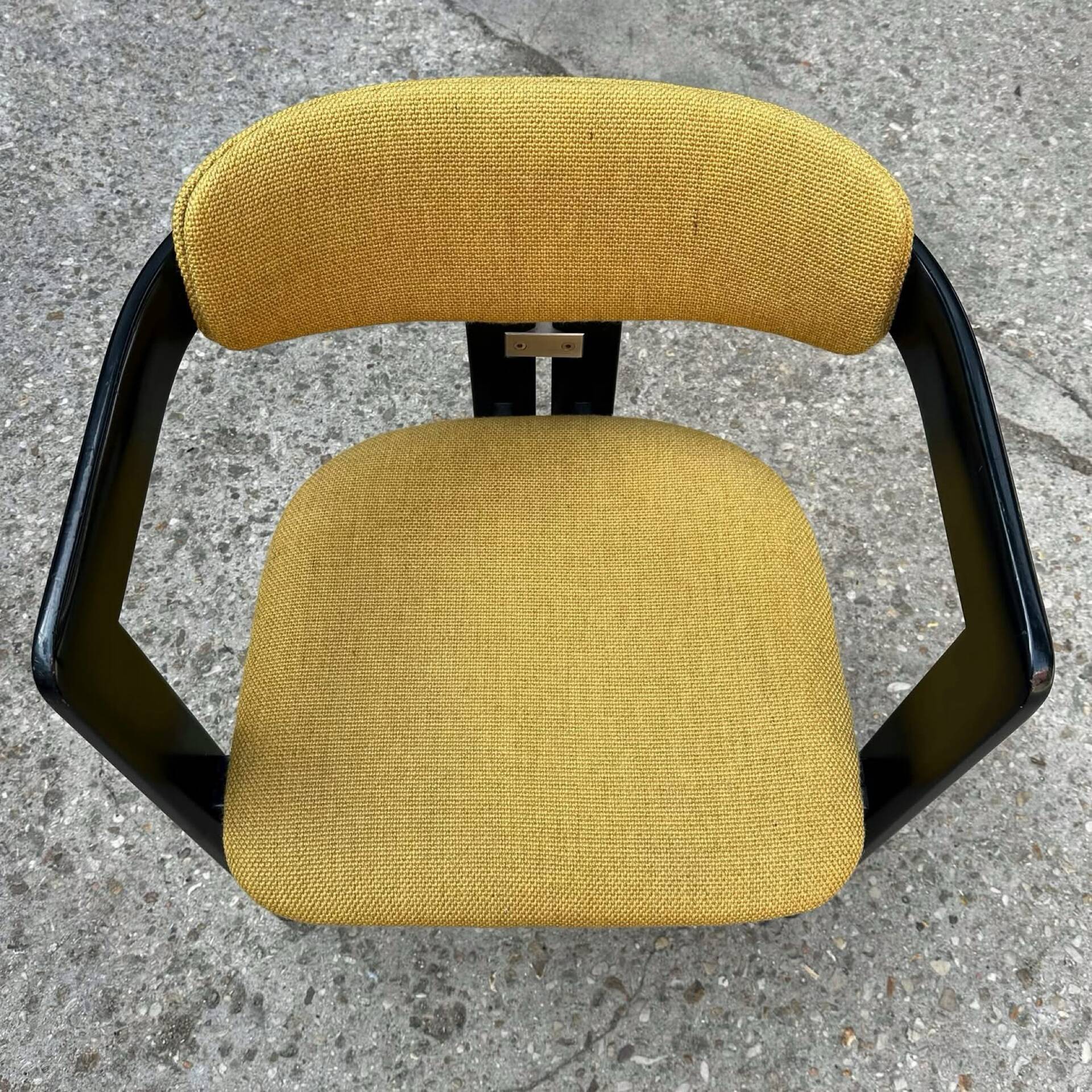 Suite de 8 fauteuils Pamplona, 1960