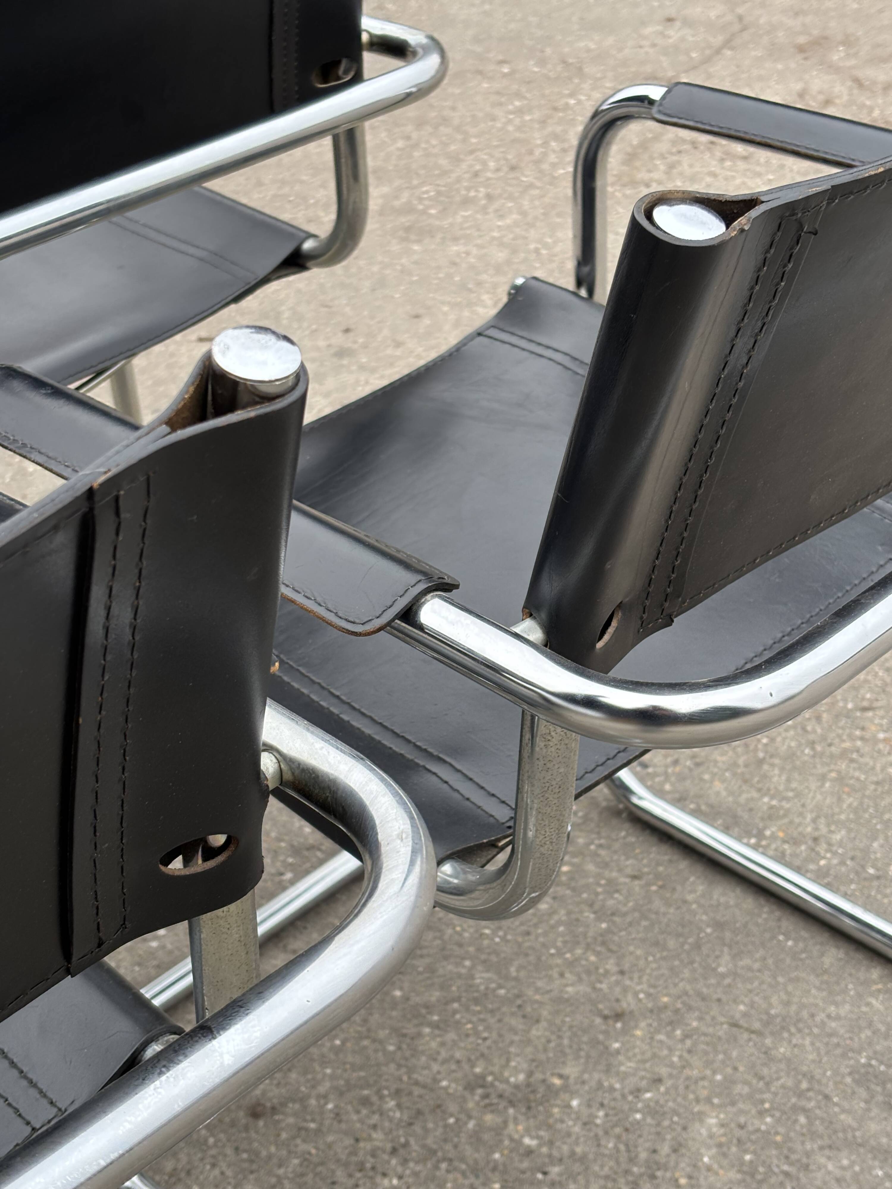 Vintage set of 4 tubular leather chairs style MG5 Grassi