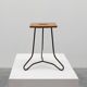 Tabouret industriel moderniste à lattes fendues en fer et chêne, France vers 1910