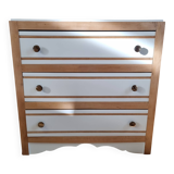 White and wood chest of drawers