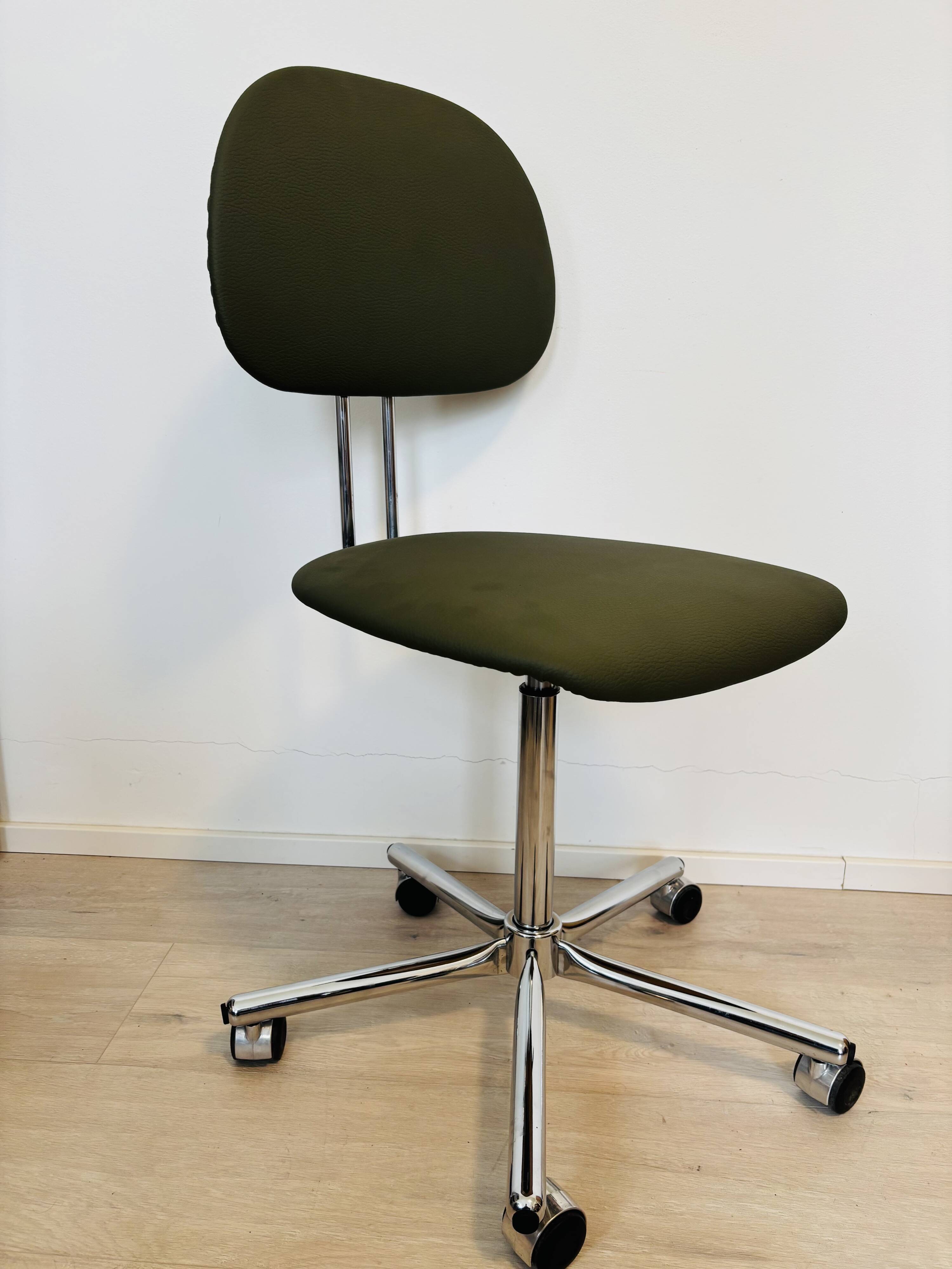 Fully Restored Vintage Desk Chair Nobareto by Kovona, Czechoslovakia 1970’s